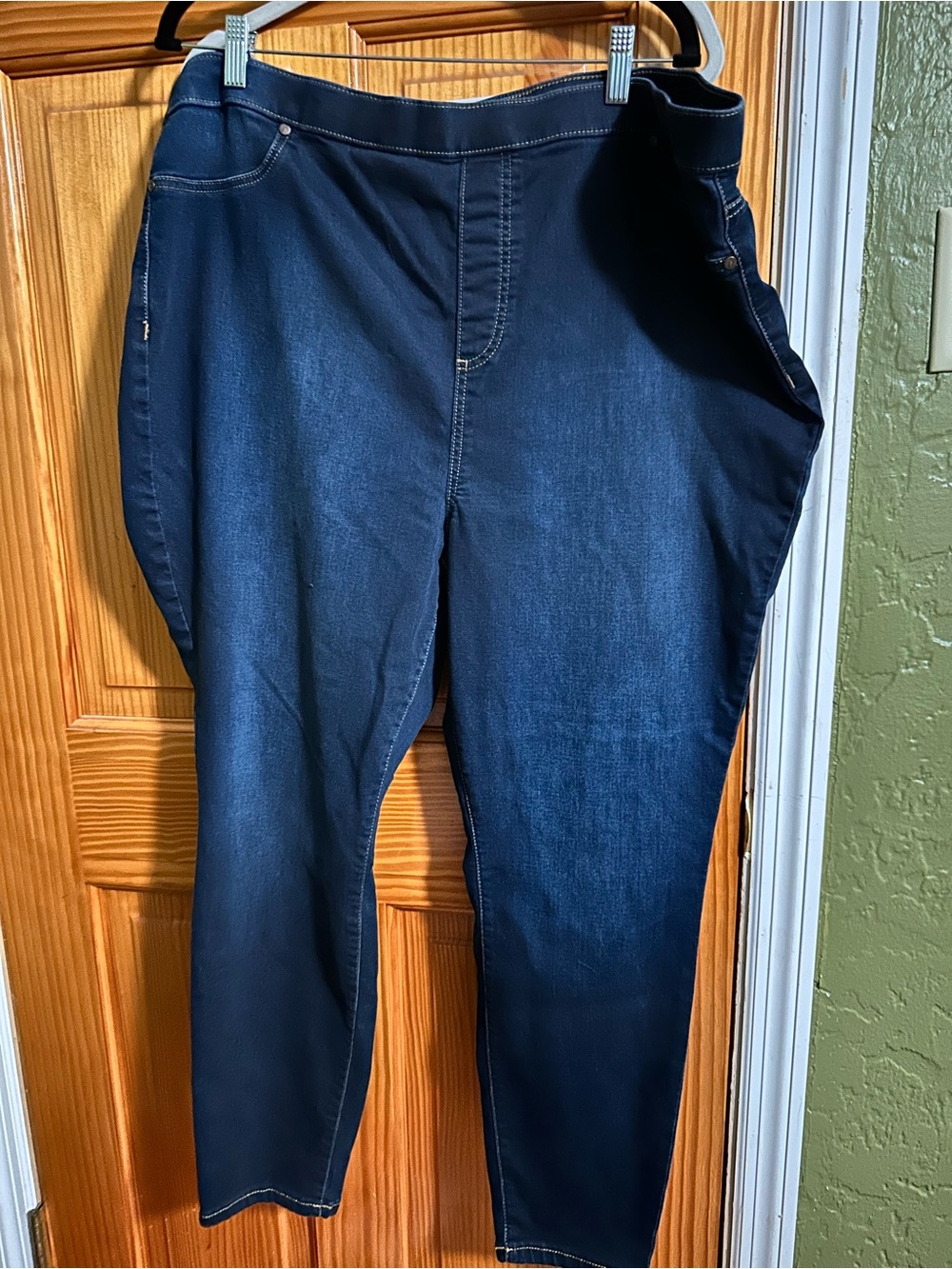Simply Vera Wang Dark Wash Stretch Denim Jeggings